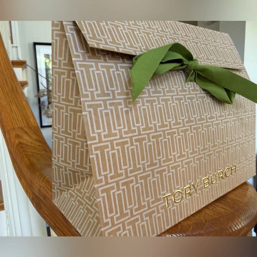 New 2025 season! Tory Burch LARGE gift bag. Newest style tan color, green ribbon